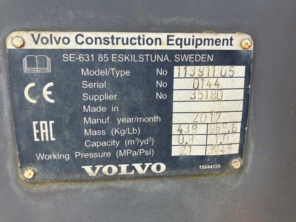 volvo-klappschaufel-0-8-cbm,ed18cbce-4.jpg