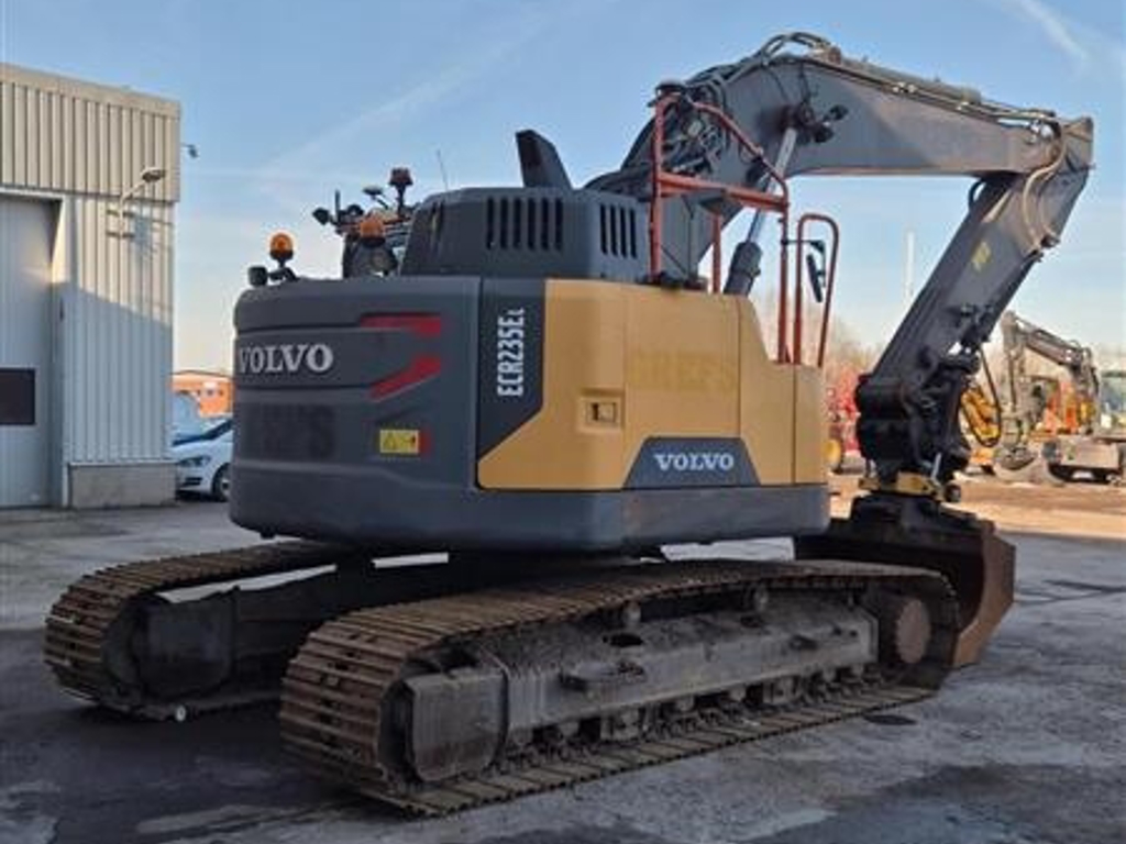 volvo-ecr235e,ecr235el_310978a-media(5).jpg