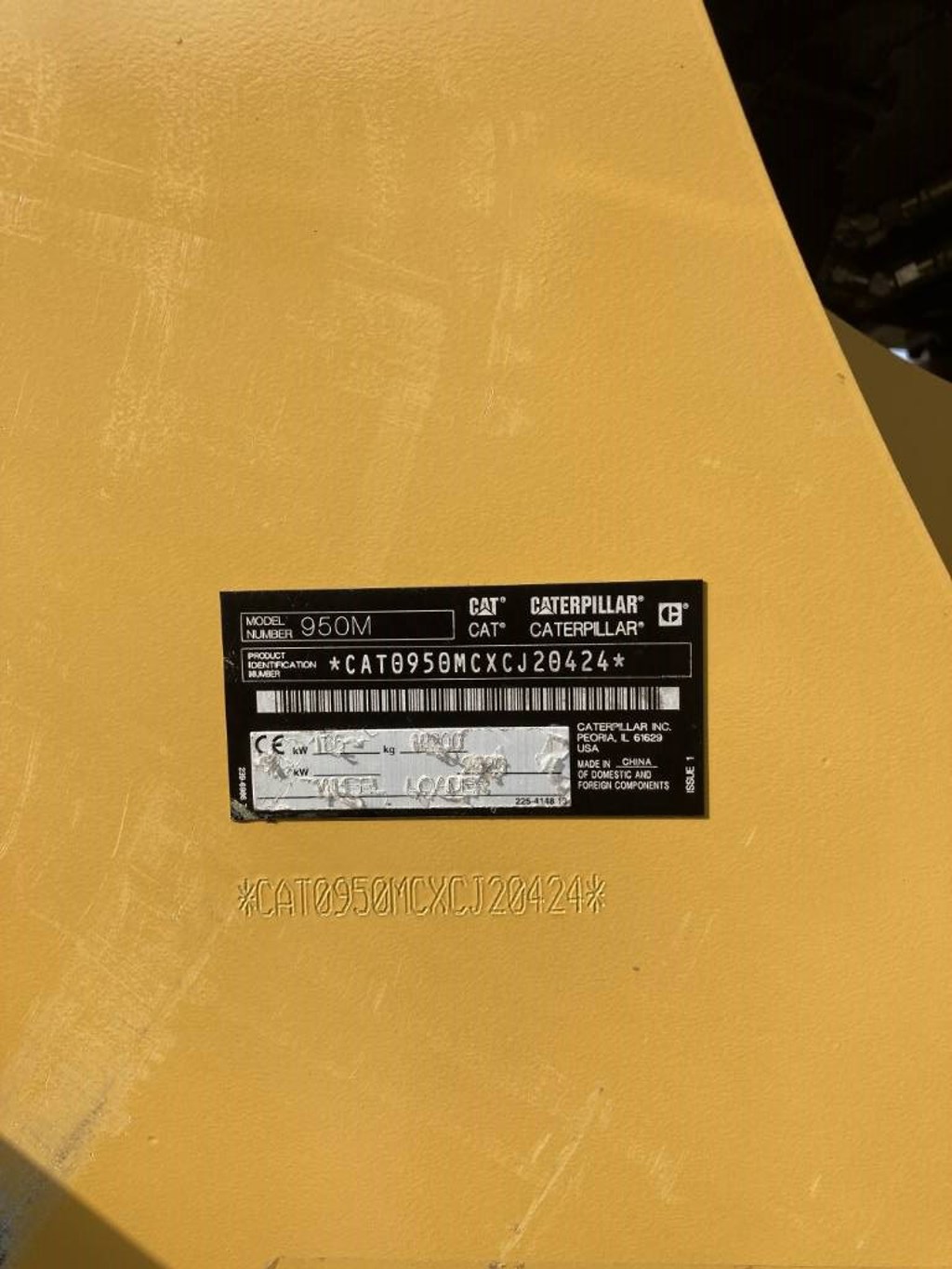 cat-950-m,e37fb44c.jpg
