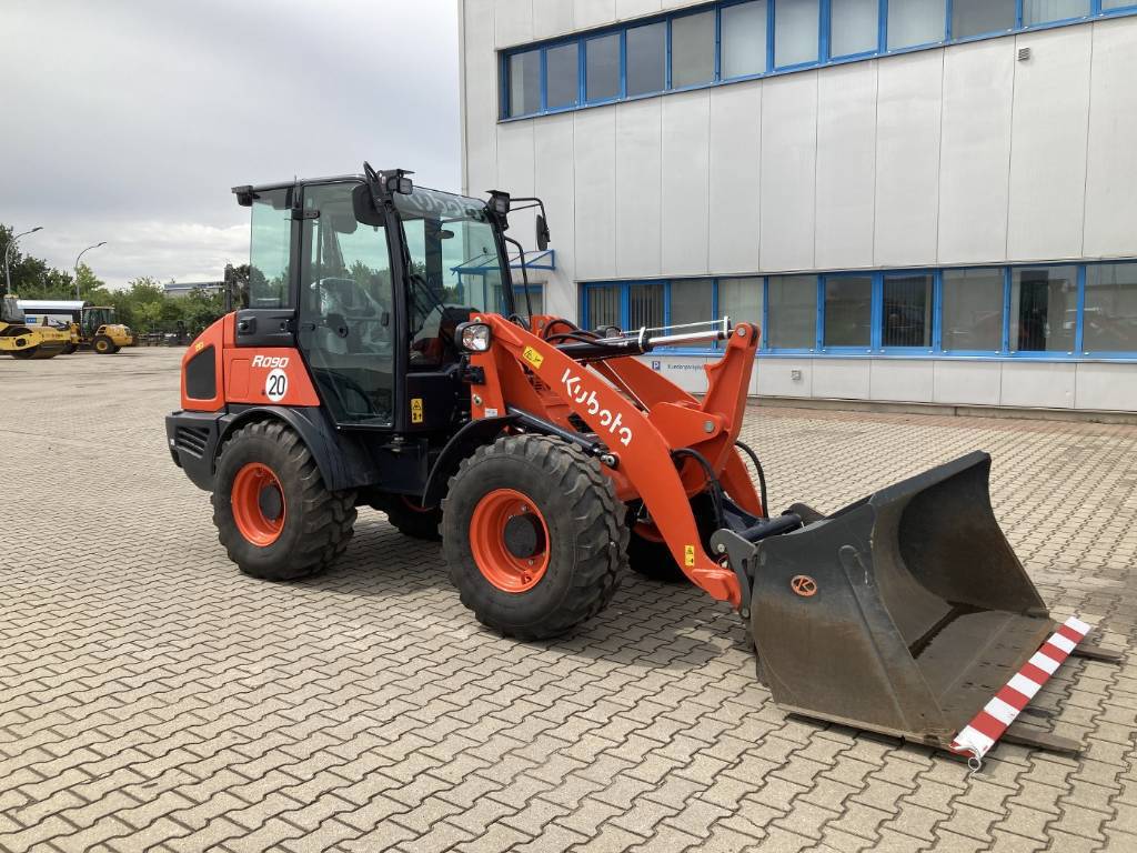 kubota-r-090,ef76e89d.jpg
