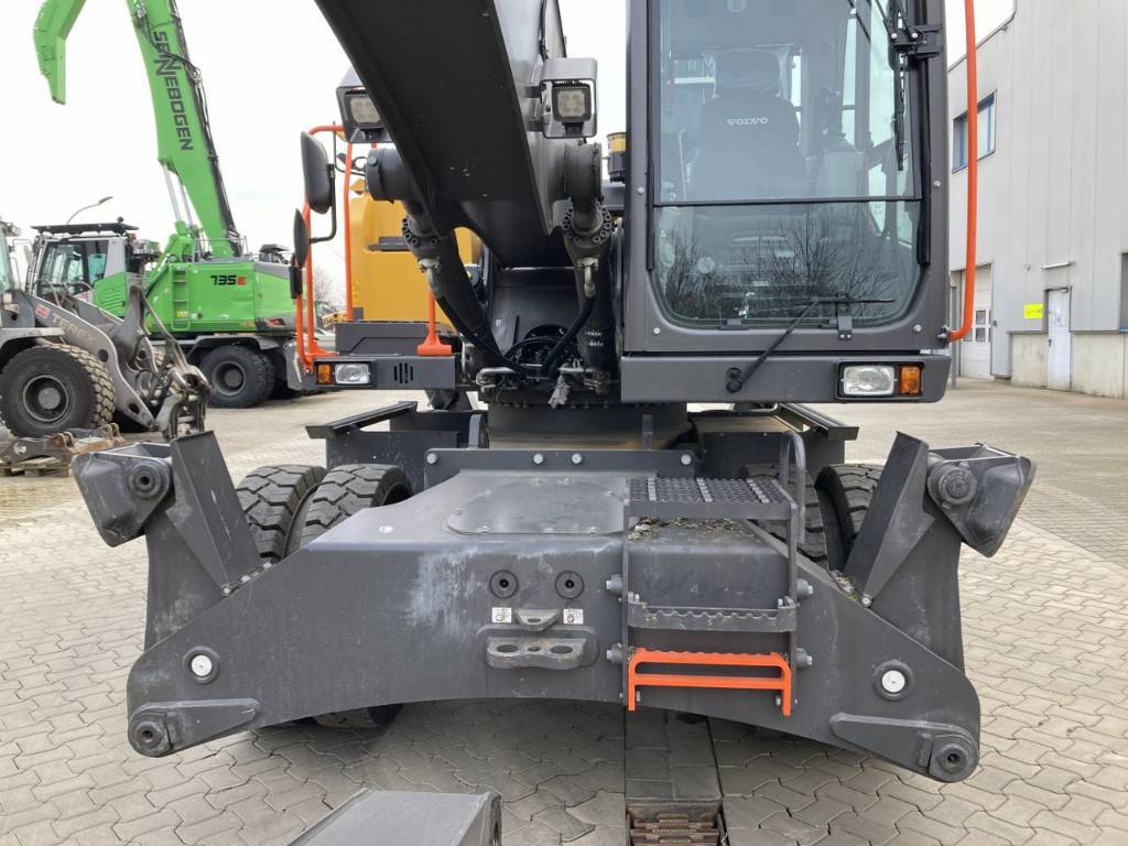 volvo-ew-200-e-mh,280e62cd.jpg