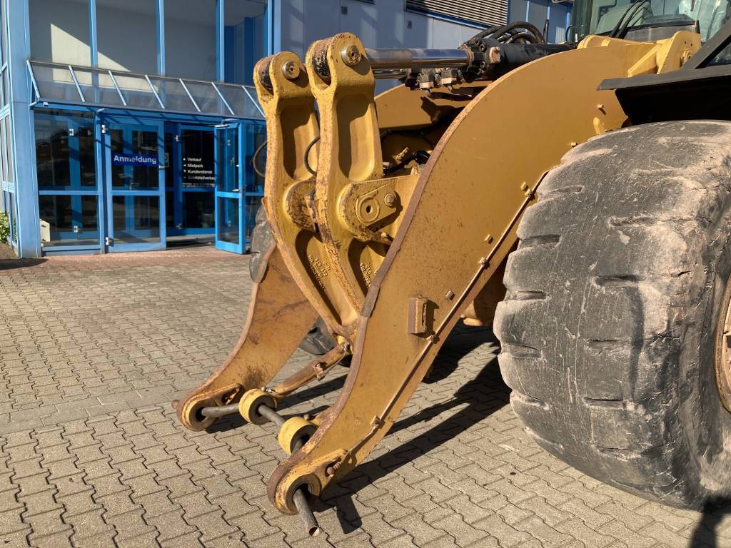 cat-980-m,175993ff.jpg