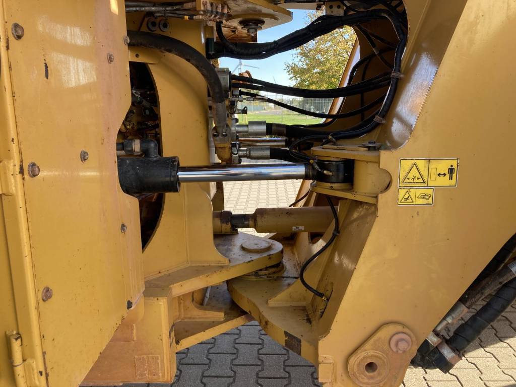 cat-980-m,ee22ec0f.jpg