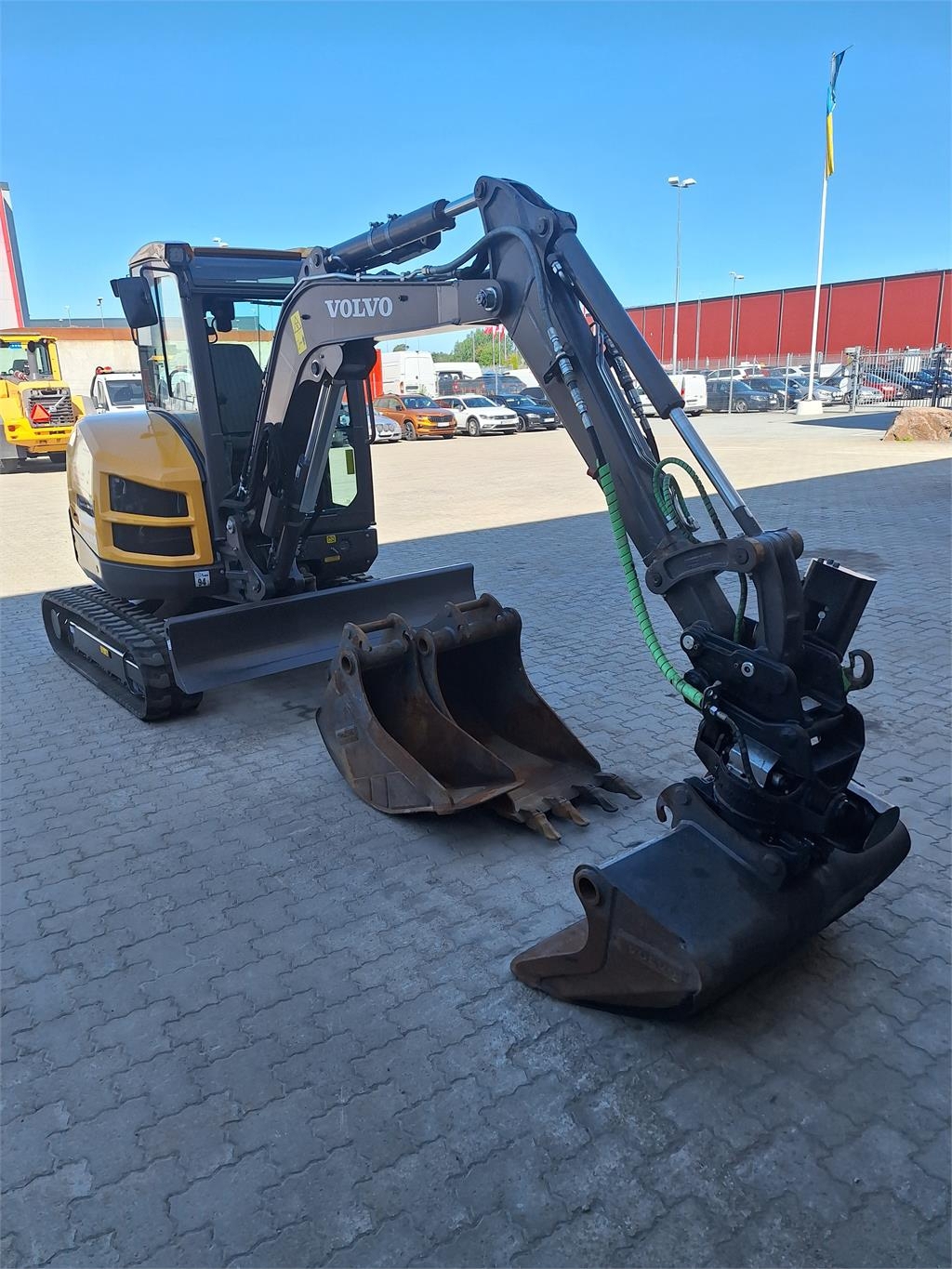 volvo-ecr3,ecr35d_35161a-ecr35d35161(3).jpg