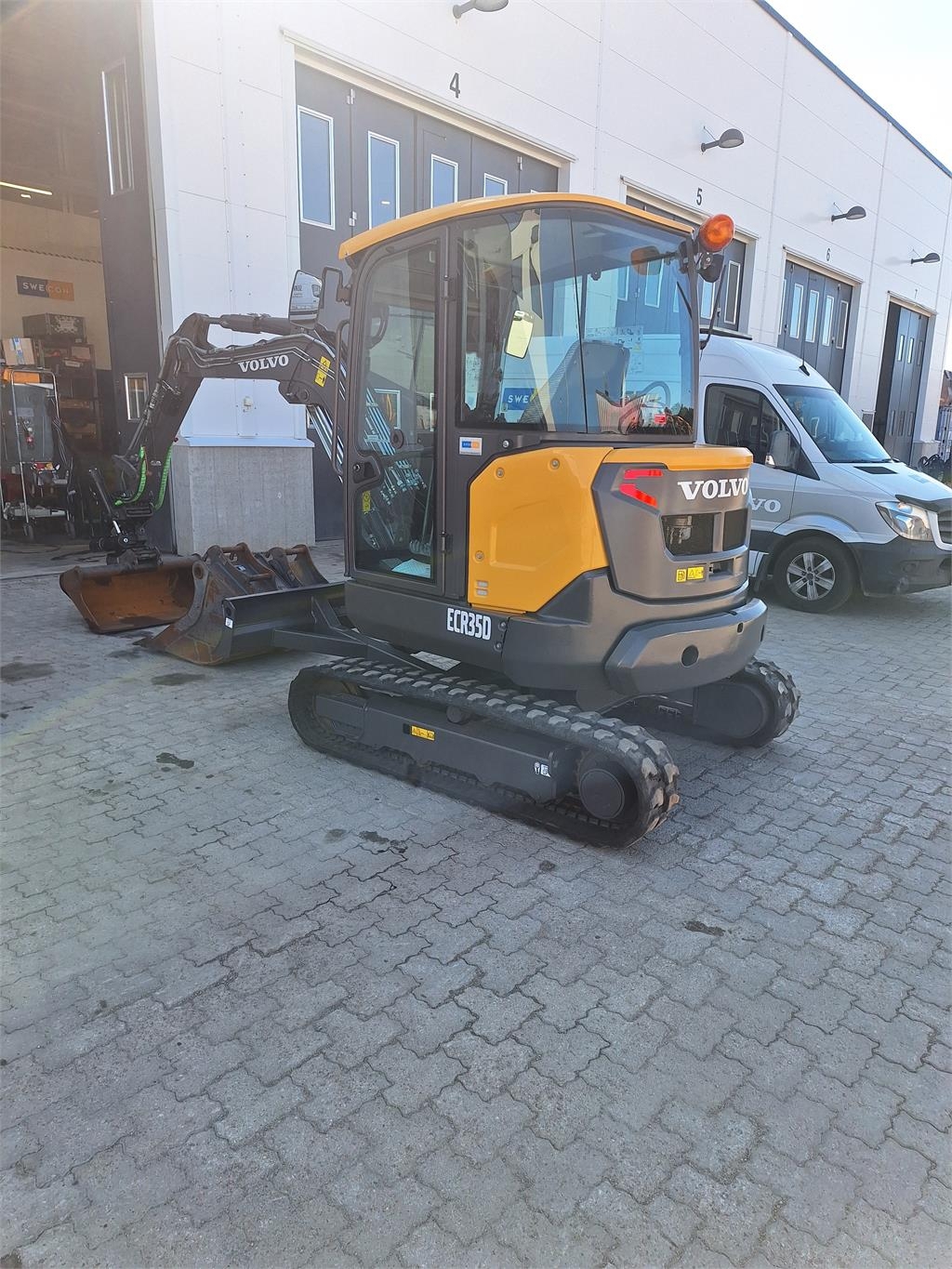 volvo-ecr3,ecr35d_35161a-ecr35d35161(6).jpg