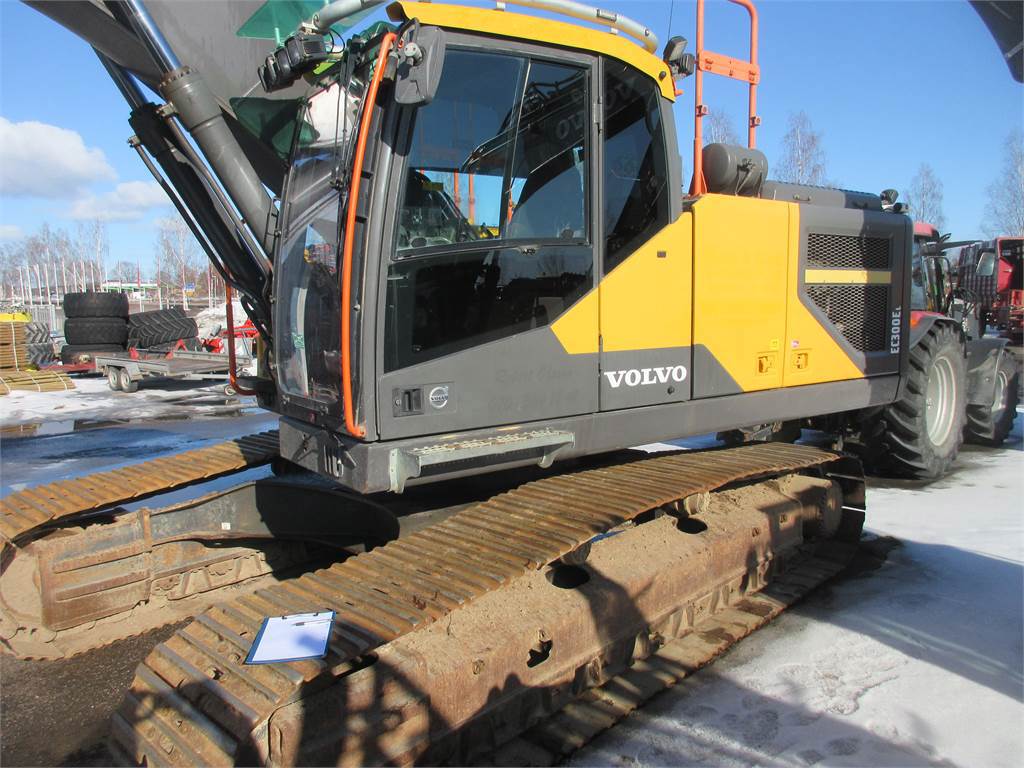 volvo-ec300el-45b4,ec300el_312019a-img_1279.jpg