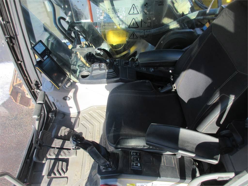 volvo-ec300el-75c7,ec300el_312019a-img_1278.jpg