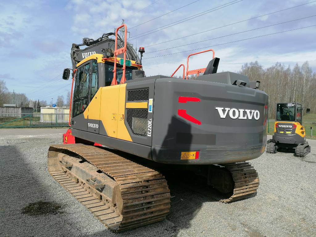 volvo-ec-220-e,1f853191.jpg