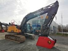 Volvo EC 220 E