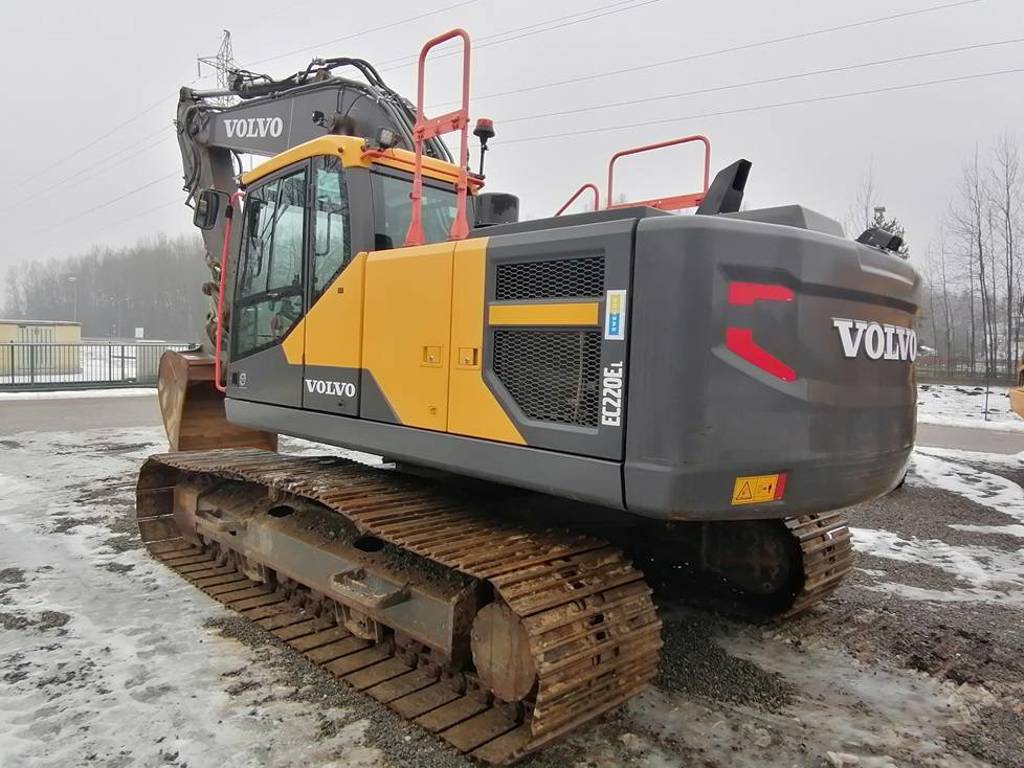 volvo-ec-220-e,61a4ef89.jpg