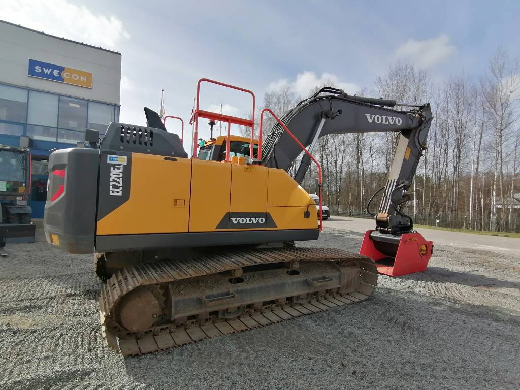 volvo-ec-220-e,76754051.jpg