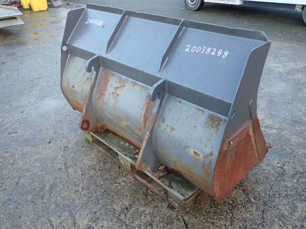 volvo-schaufel-0-7-m3-mit-z-1,3e589dcb.jpg