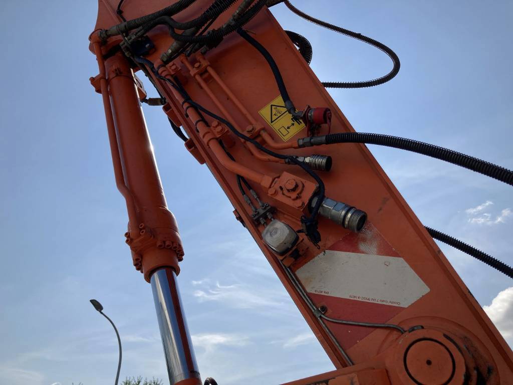 hitachi-zx-170-w-6,2c4260cb.jpg