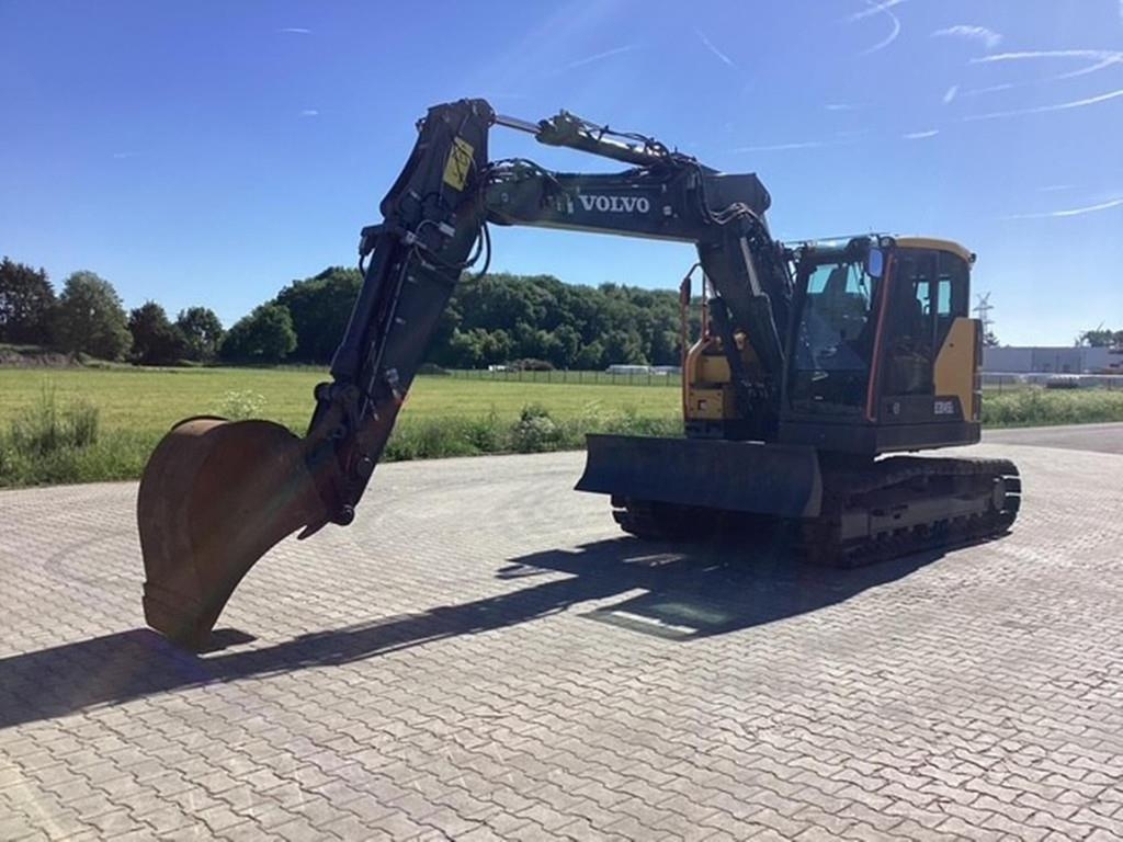volvo-ecr-145-el,2f0af499-2.jpg