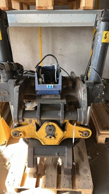 Engcon EC med grip B20/B20 inkl. maskinfäste B20