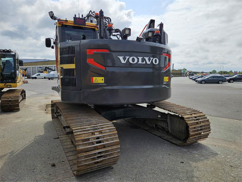 volvo-ecr23-59a6,ecr235el_315032a-1000007475.jpg