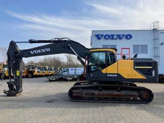 Volvo EC 300 ENL *neues Fahrwerk 10/2023*