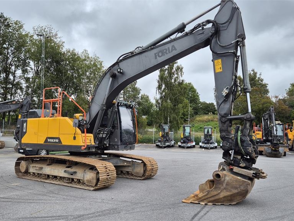 volvo,ec220el_321326a-ec220el_321326_10.jpg