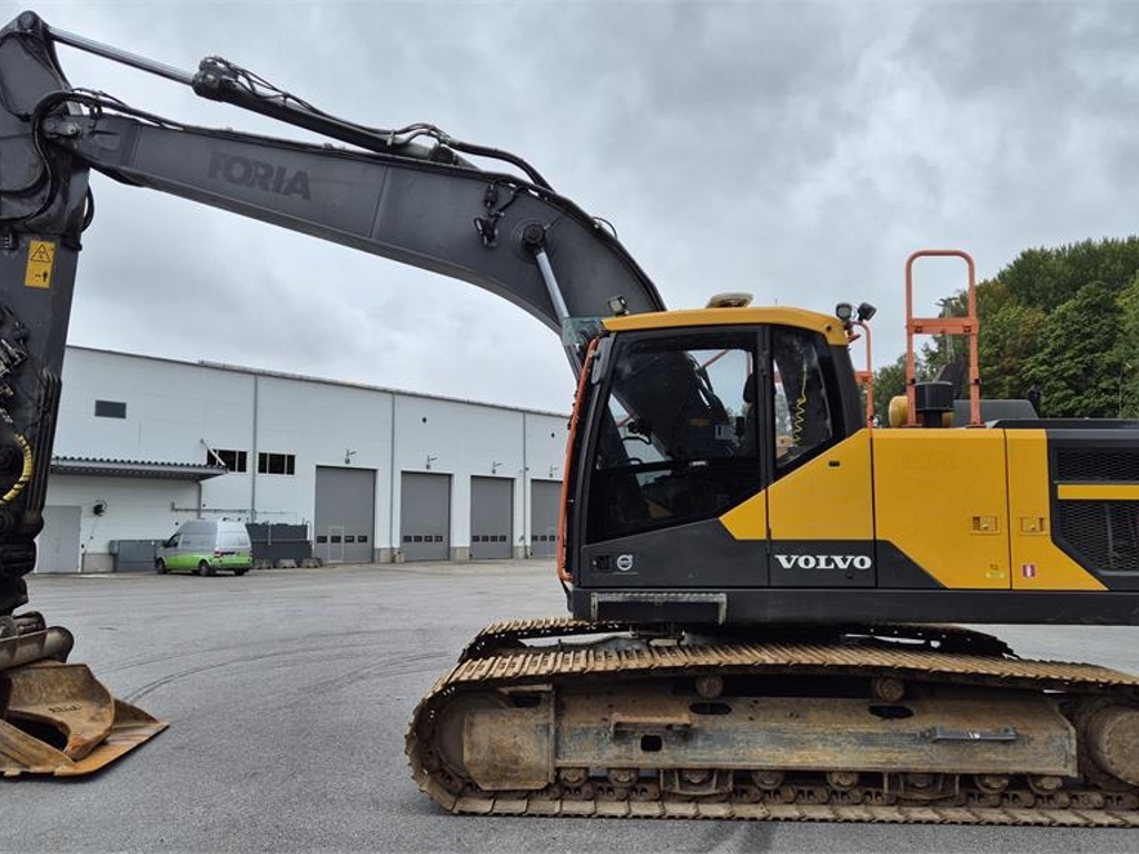 volvo,ec220el_321326a-ec220el_321326_4.jpg