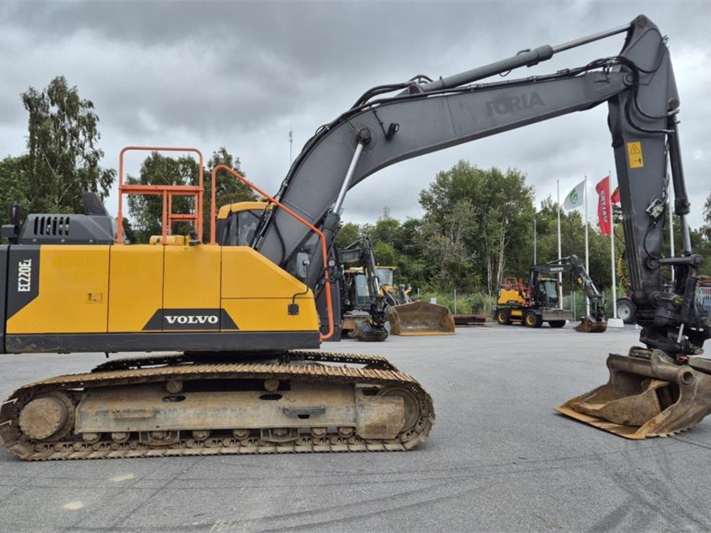 volvo,ec220el_321326a-ec220el_321326_9.jpg
