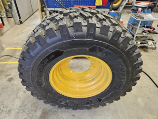 Michelin 500/70R24 Cross Grip B2,25m inkl Fälg ( 4 st ) L50