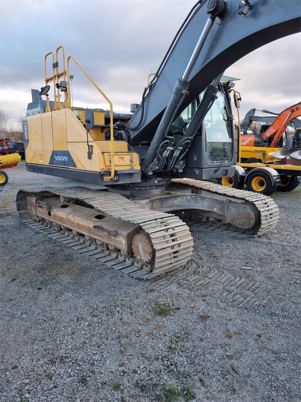 volvo-ec250e-a9a5,ec250el_320200a-1000010892.jpg