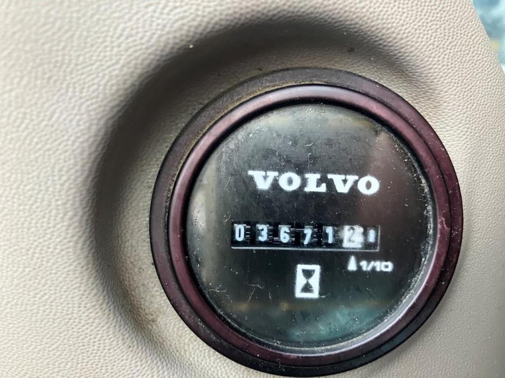 volvo-ecr-145-el,9fb83b63-38.jpg