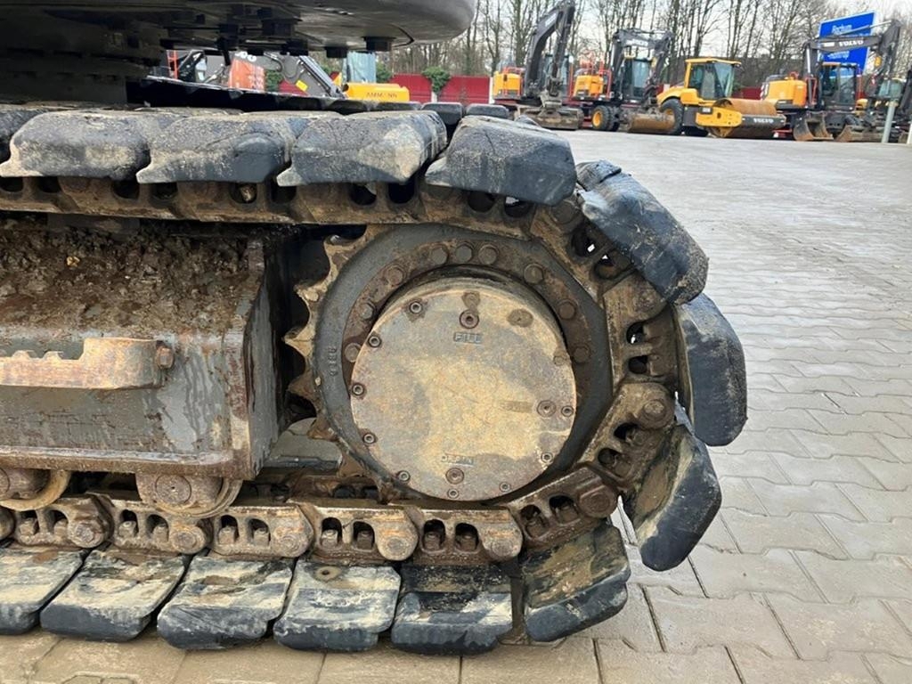 volvo-ecr-145-el,fa7f1619-19.jpg
