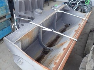 Volvo Hydr. Grabenräumlöffel, 2.000mm, U-Messer, SQ70
